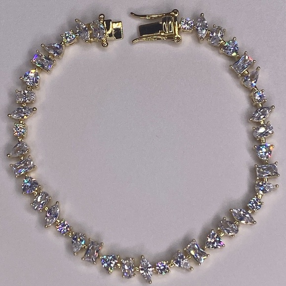 BEAUTIFUL MULTI CUT SIMULATED DIAMONDS ON 925 ITALIAN STERLING SILVER & 14KP - Picture 3 of 4